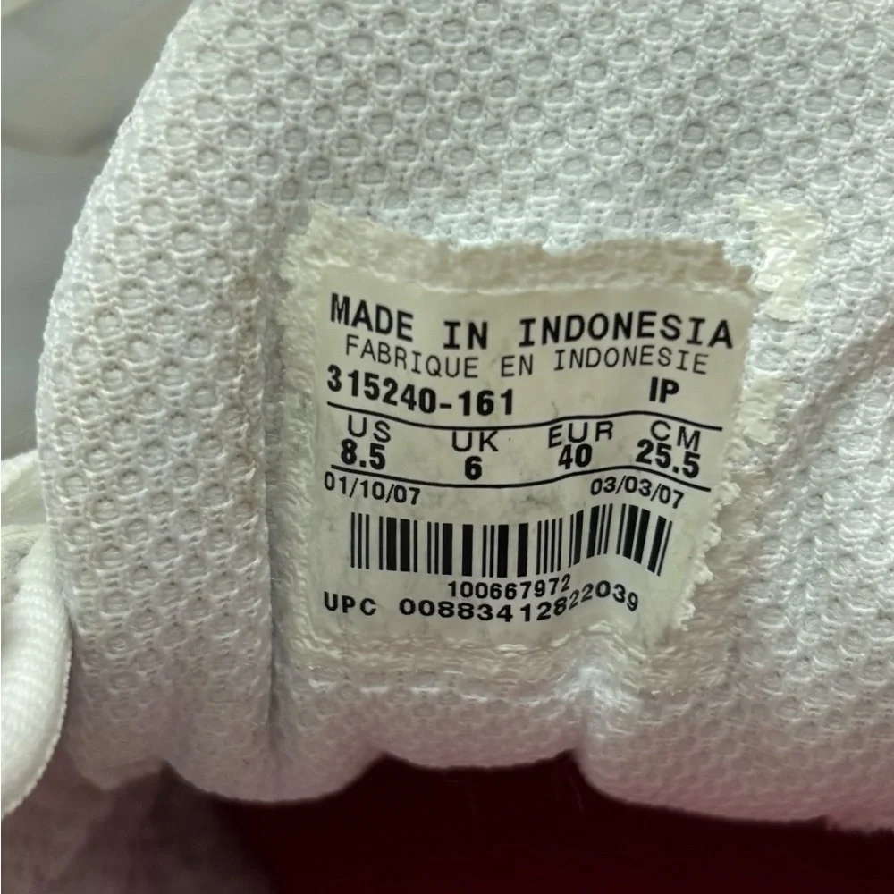 Nike City Court III White and Pink Women's Sneakers
